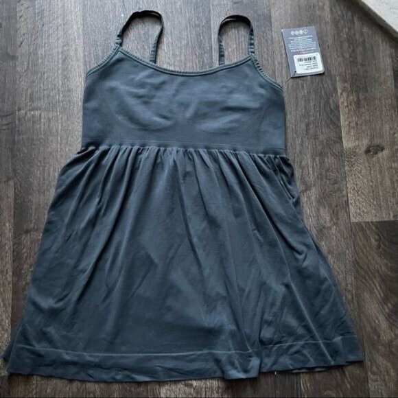 NUX Tops - NUX Metallic Grey Athletic Top "Freedom Cami" Size M